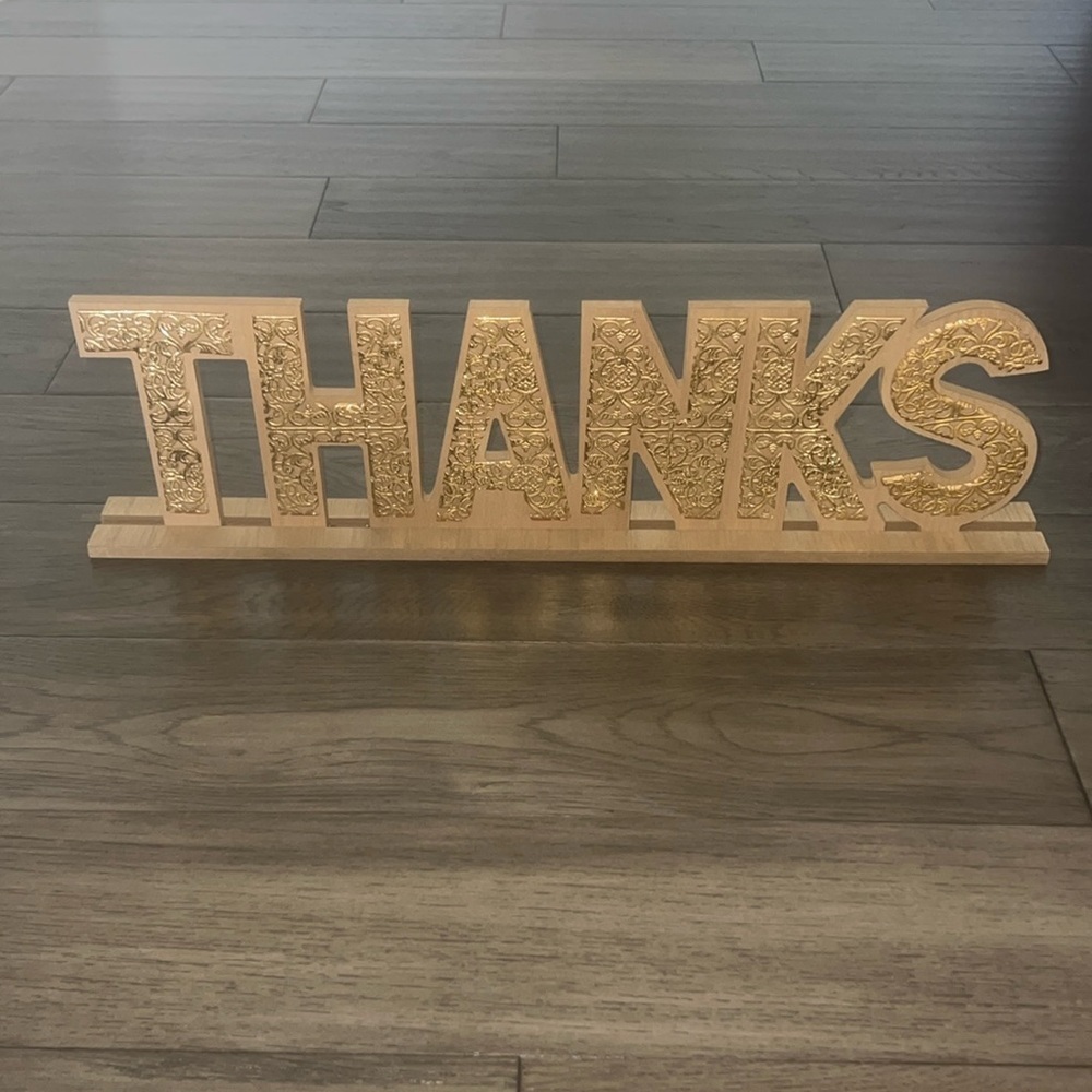 Fall/Thanksgiving gold metal & wood like material thanks plaque sign decoration